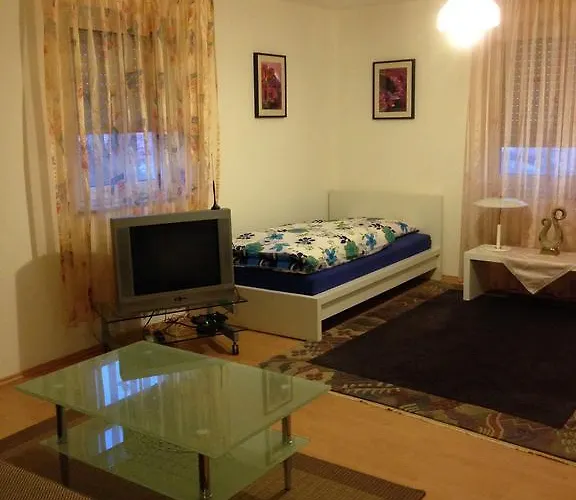דירה In Am Plaerrer